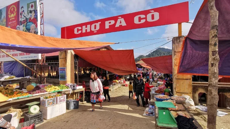 Chợ Pà Cò, Hòa Bình